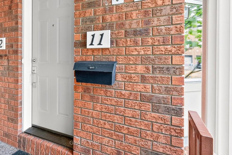 29059745/11-1400-wildberry-court/chapel-hill/ottawa/ontario/K1C7K6_2