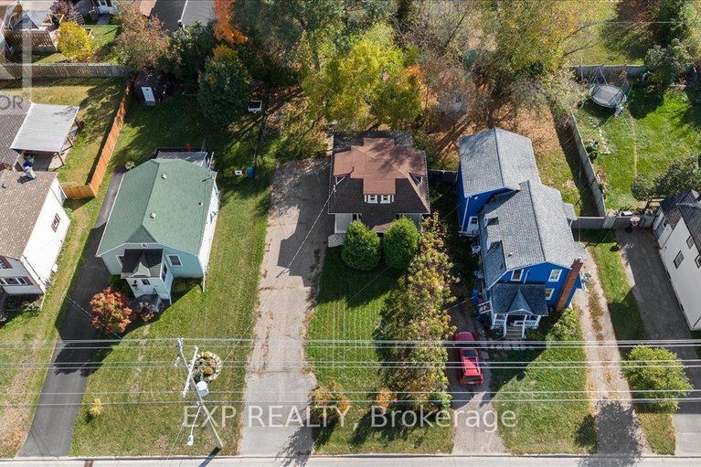 29246860/377-lisgar-avenue/renfrew/renfrew/ontario/K7V3N3_2