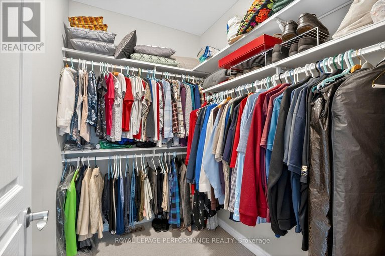 29538007/88-des-rails-street/town-of-rockland/clarence-rockland/ontario/K4K0K2_19