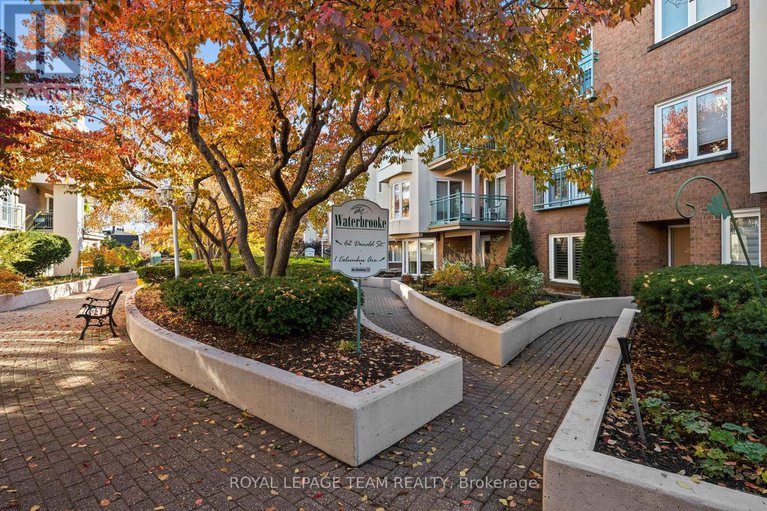 29354068/202d-1-columbus-avenue/overbrook/ottawa/ontario/K1K4L1_39