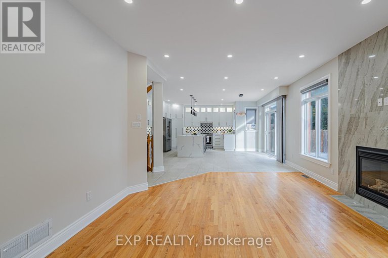 29139967/11-wellsmere-court/rideau-heightsrideau-river/ottawa/ontario/K2E8C2_27