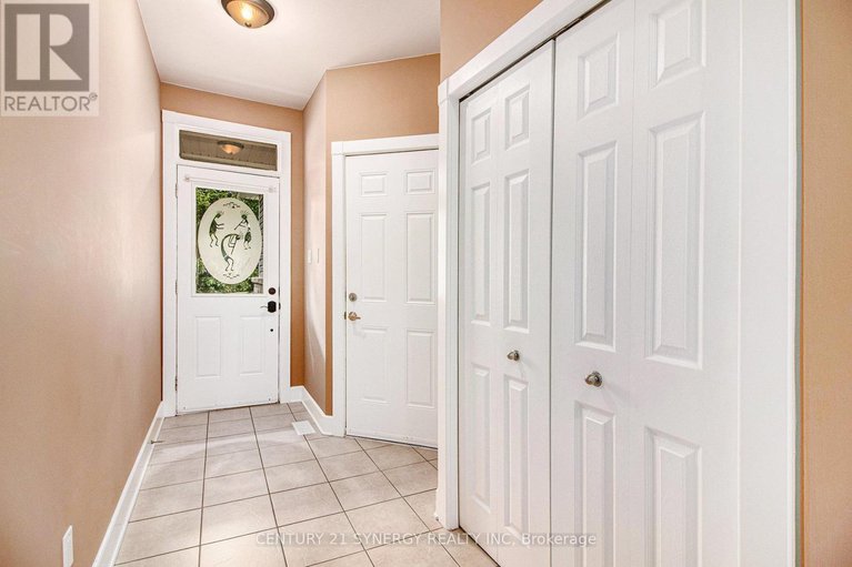 28448650/133-royal-landing-gate/north-grenville-twp-kemptville-south/north-grenville/ontario/K0G1J0_3