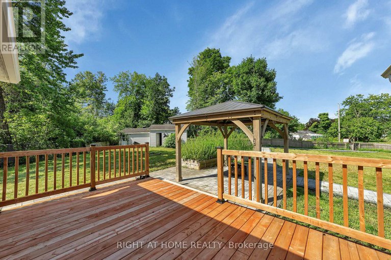 27937826/6200-russell-road-e/carlsbad-springs/ottawa/ontario/K0A1K0_22