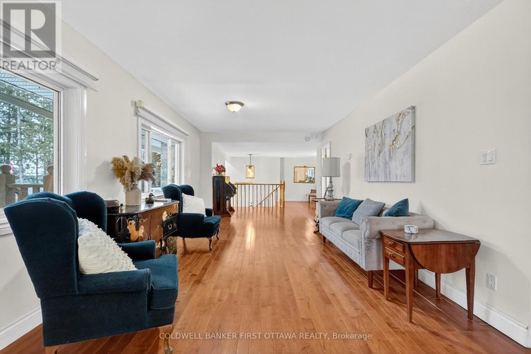 29140980/1110-dunning-road/cumberland-ridge/ottawa/ontario/K4C1P5_11