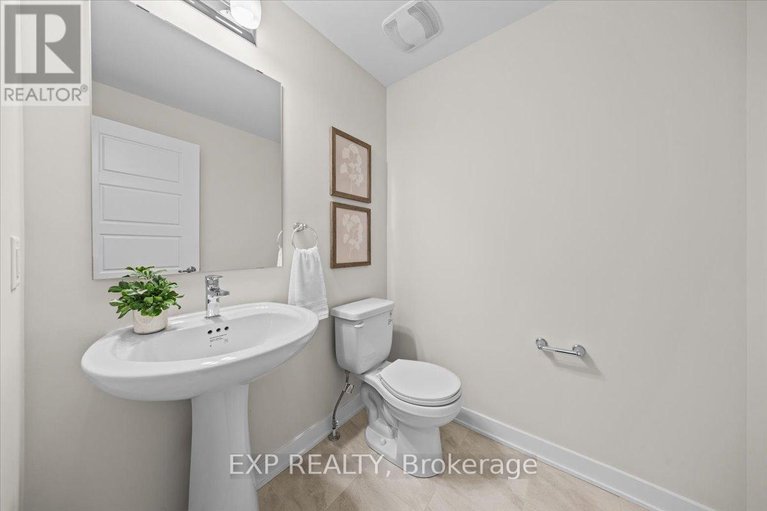 28733246/722-mishi-private/cfb-rockcliffe-and-area/ottawa/ontario/K1K0P2_26