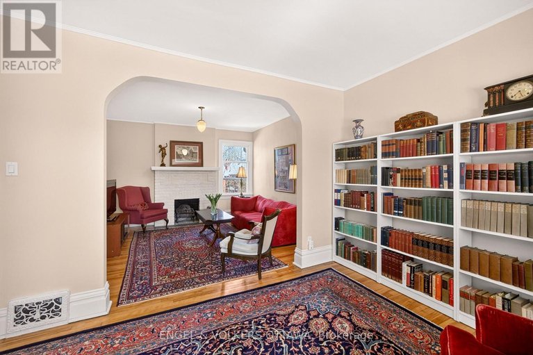 29643099/23-woodlawn-avenue/glebe/ottawa/ontario/K1S2S8_31