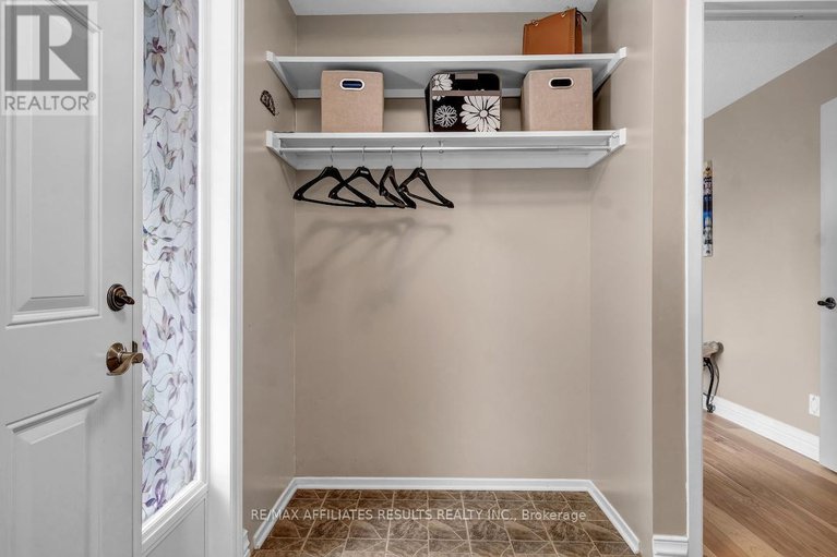 29356679/44-5-arbor-ridge/stittsville-central/ottawa/ontario/K2S1B9_4