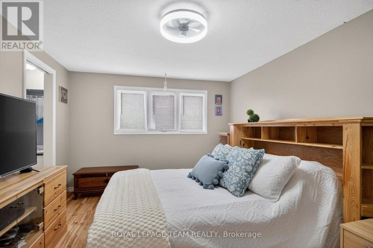 29684608/14-19-trafford-lane-w/on-the-green/ottawa/ontario/K2J1X6_26