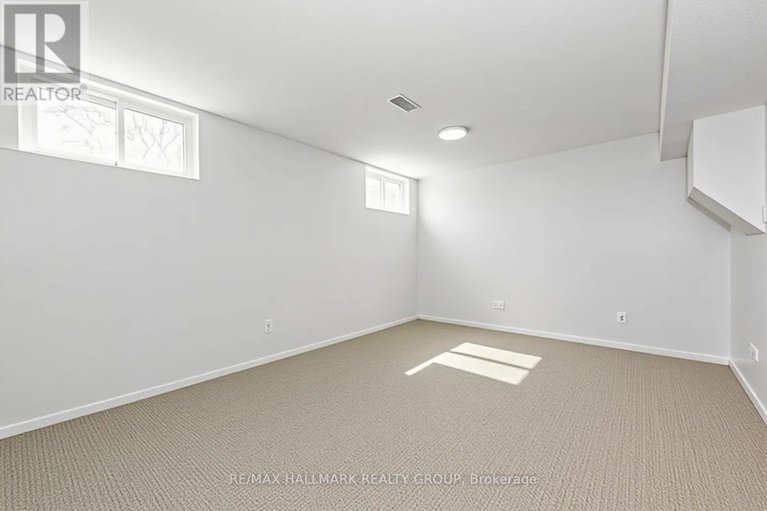 29684992/6382-st-louis-drive/hiawatha-parkconvent-glen/ottawa/ontario/K1C2Y1_35