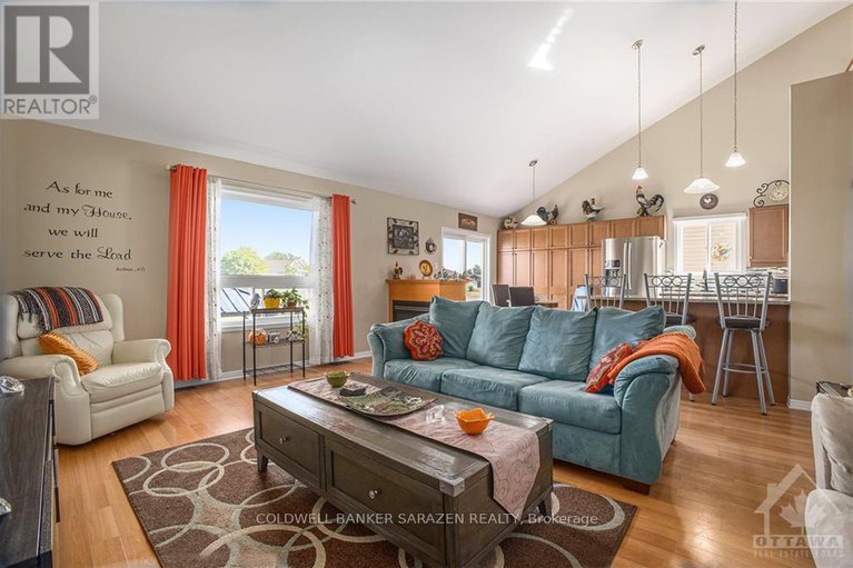 27483149/22-frieday-street/campbellbrook-village/arnprior/ontario/K7S0A6_5