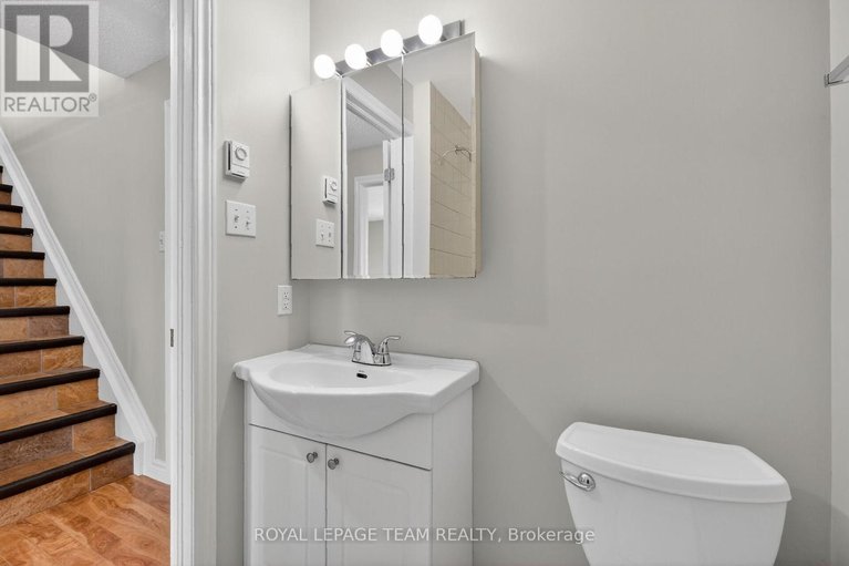 29475193/280-therese-avenue/town-of-rockland/clarence-rockland/ontario/K4K1G9_27