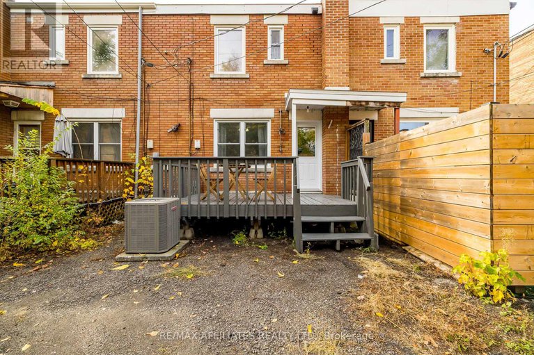 29023598/361-larouche-street/vanier/ottawa/ontario/K1L7L1_25