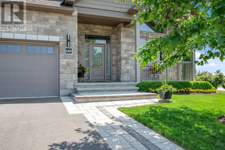 29161776/680-cobalt-street/clarencerockland-twp/clarence-rockland/ontario/K4K0L8_4