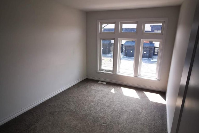 28925763/534-triangle-street/emerald-meadowstrailwest/ottawa/ontario/K2S1E7_9