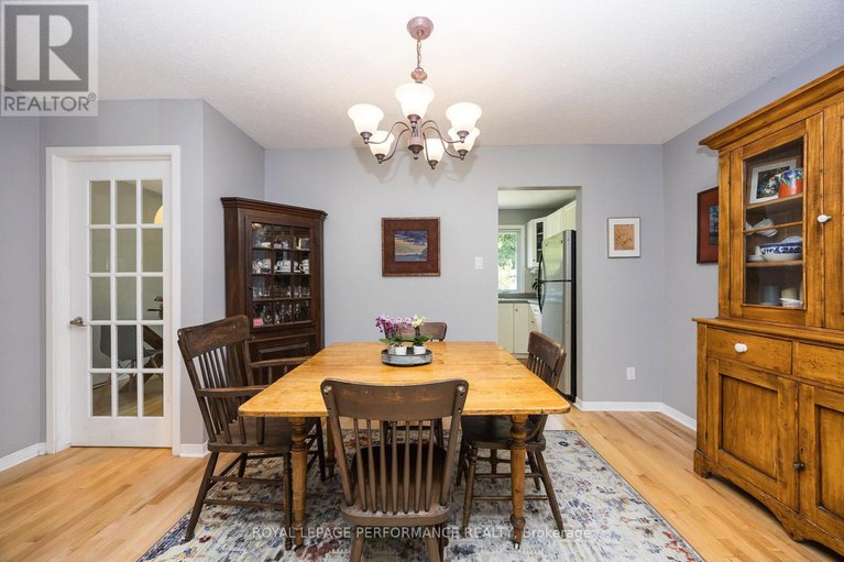 28471884/49-reaney-court/beaverbrook/ottawa/ontario/K2K1W7_15