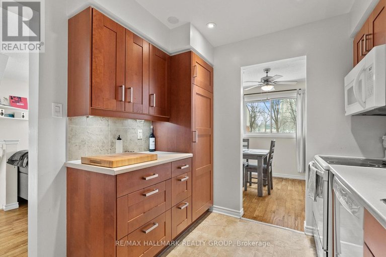 29460135/14-405-montfort-street/vanier/ottawa/ontario/K1L8G8_9