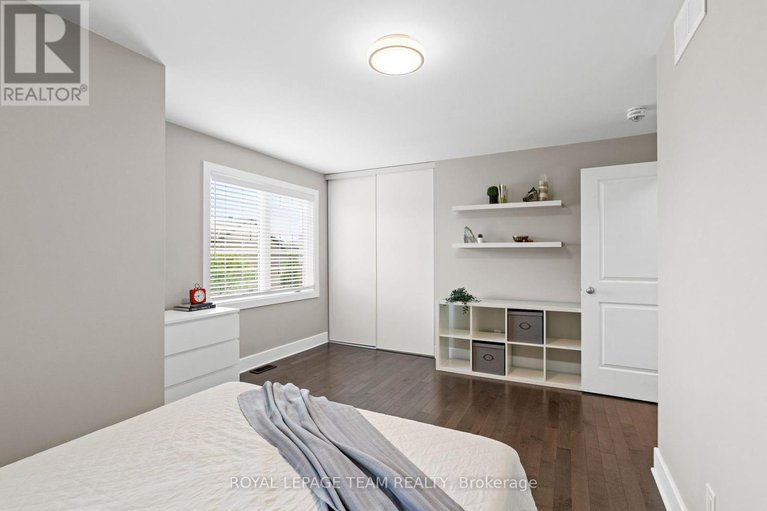 28459727/24-knockaderry-crescent/half-moon-bay/ottawa/ontario/K2J6H2_39