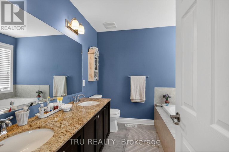 29443424/126-pinelock-street/emerald-meadowstrailwest/ottawa/ontario/K2M0L5_29