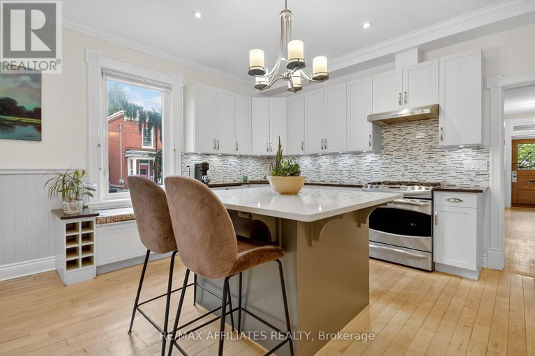28967487/31-fourth-avenue/glebe/ottawa/ontario/K1S2L1_14