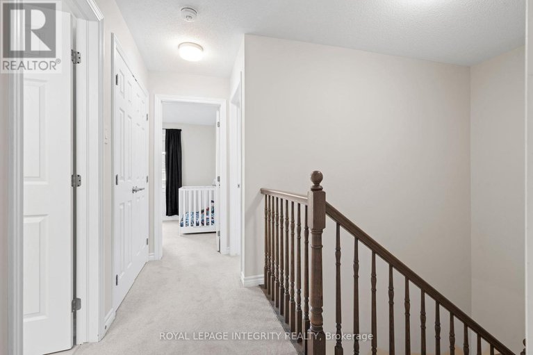 28910286/504-flagstaff-drive/half-moon-bay/ottawa/ontario/K2J6T5_16