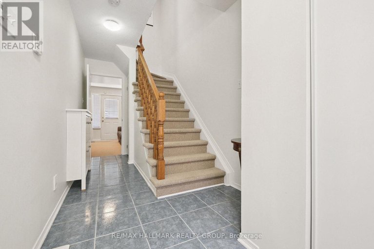 28650833/9-radstock-private/ottawa-centre/ottawa/ontario/K1R5J8_4