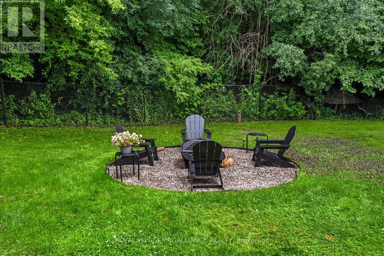28560164/16-willow-drive/augusta-twp/augusta/ontario/K0E1P0_31
