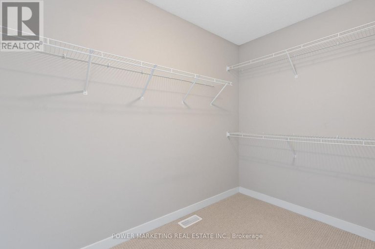 29323610/431-cope-drive/emerald-meadowstrailwest/ottawa/ontario/K2V0P4_18