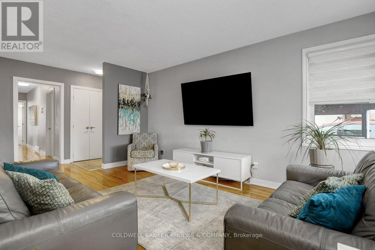 29583766/2424-heaton-avenue/hawthorne-meadows/ottawa/ontario/K1G1J2_4
