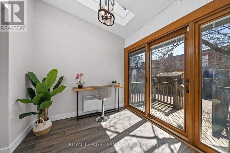 29642086/148-bruyere-street/lower-townbyward-market/ottawa/ontario/K1N5E1_19