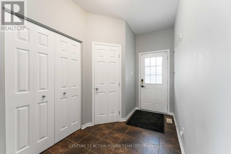 29629375/153-lokoya-street/emerald-meadowstrailwest/ottawa/ontario/K2S0J5_3