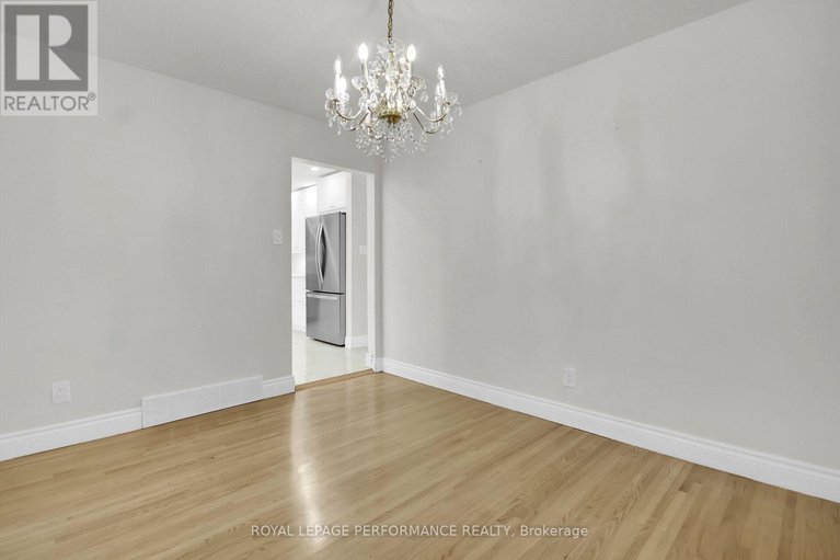 28620608/16-wareham-street/bells-corners/ottawa/ontario/K2H6P8_5