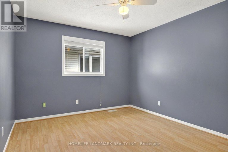 28322387/1856-sunland-drive/fallingbrookgardenway-south/ottawa/ontario/K4A3S8_25