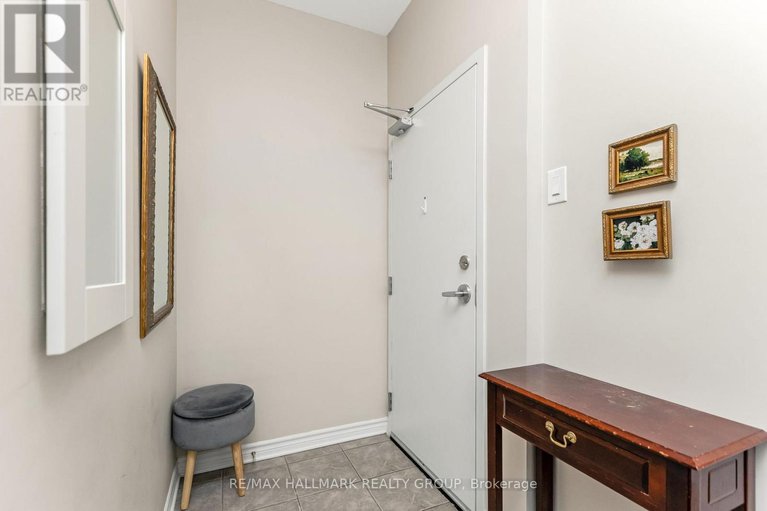 28243060/c-322-everest-private/elmvale-acres/ottawa/ontario/K1G4E3_17