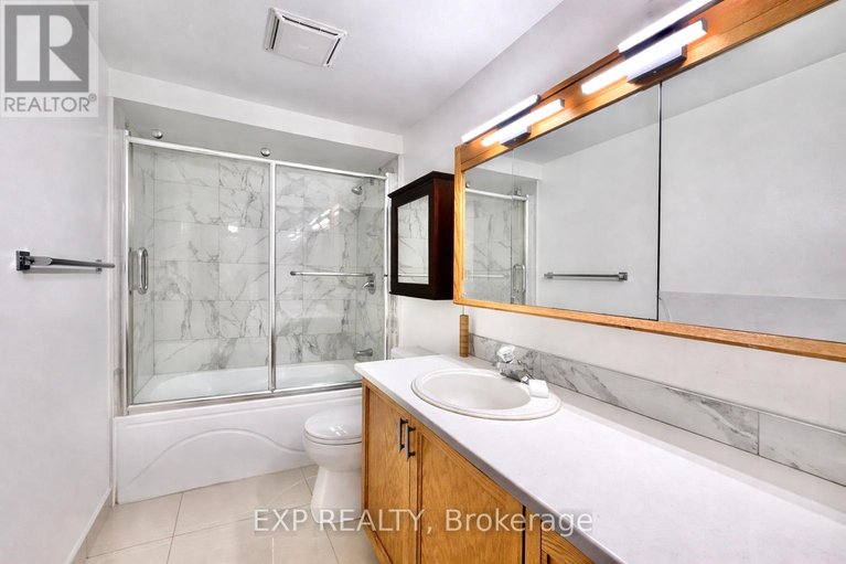 29445569/11c-sonnet-crescent/westcliffe-estates/ottawa/ontario/K2H8W8_21