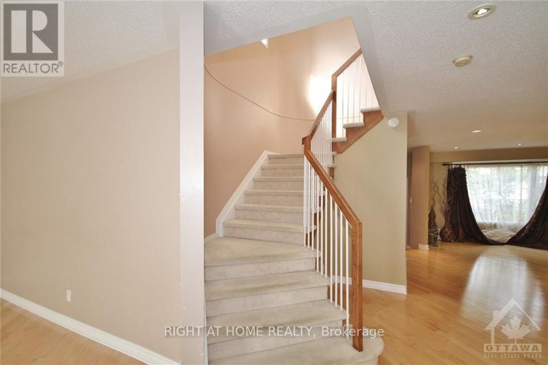 28194266/373-stoneway-drive/barrhaven-east/ottawa/ontario/K2G6G8_14
