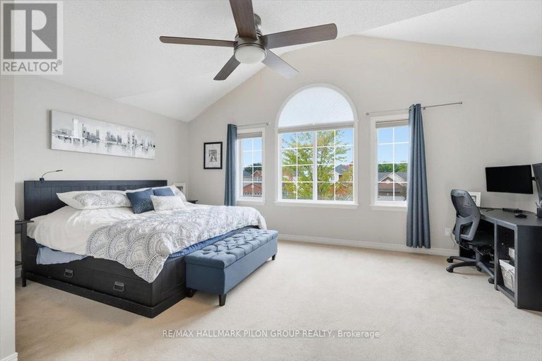 28971339/4434-rainforest-drive/riverside-southgloucester-glen/ottawa/ontario/K1V1L6_16
