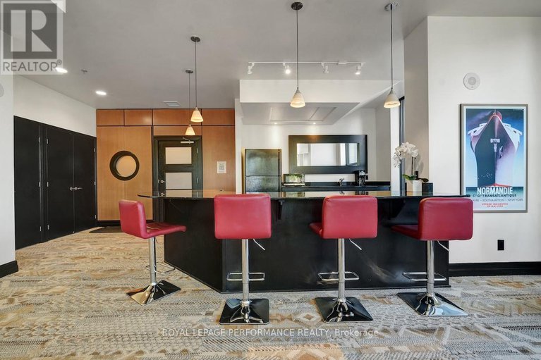 28772682/unit-8-773-richmond-road/woodroffe/ottawa/ontario/K2A0G7_27