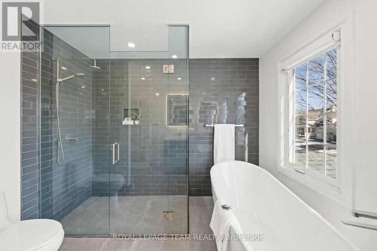 29608056/30-crantham-crescent/stittsville-central/ottawa/ontario/K2S1R2_30