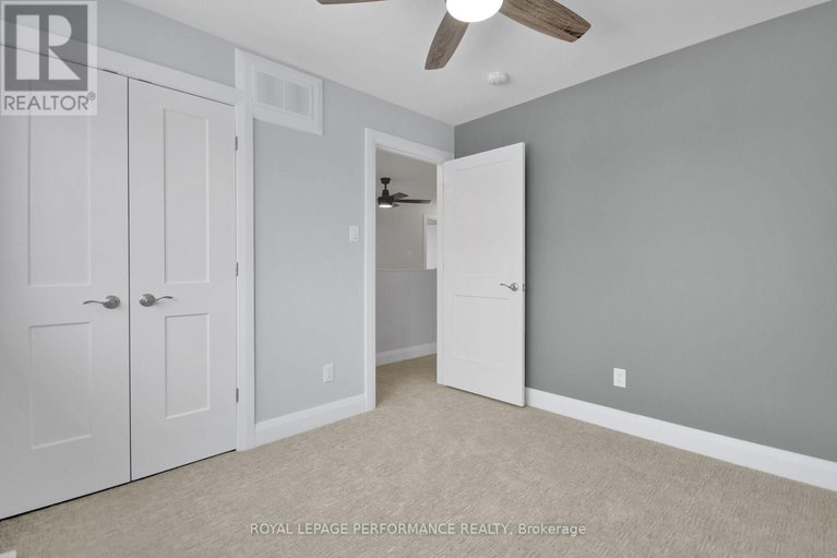 28549099/9-brydon-court/tanglewood/ottawa/ontario/K2G4A6_35