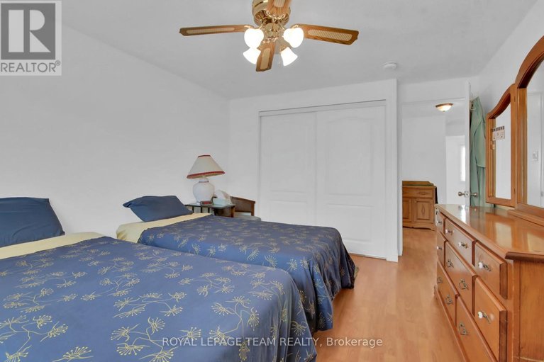 29645242/d-30-black-forest-lane/arbeatha-park/ottawa/ontario/K2H5C8_29