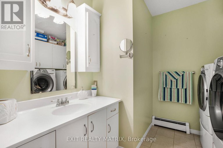 29320143/443-christine-street/hawkesbury/hawkesbury/ontario/K6A3P7_25