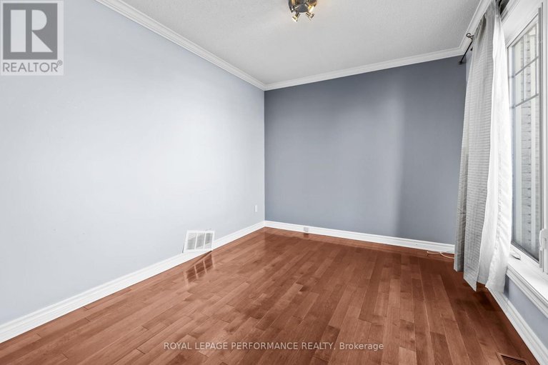 29638186/54-lapointe-boulevard/embrun/russell/ontario/K0A1W0_6