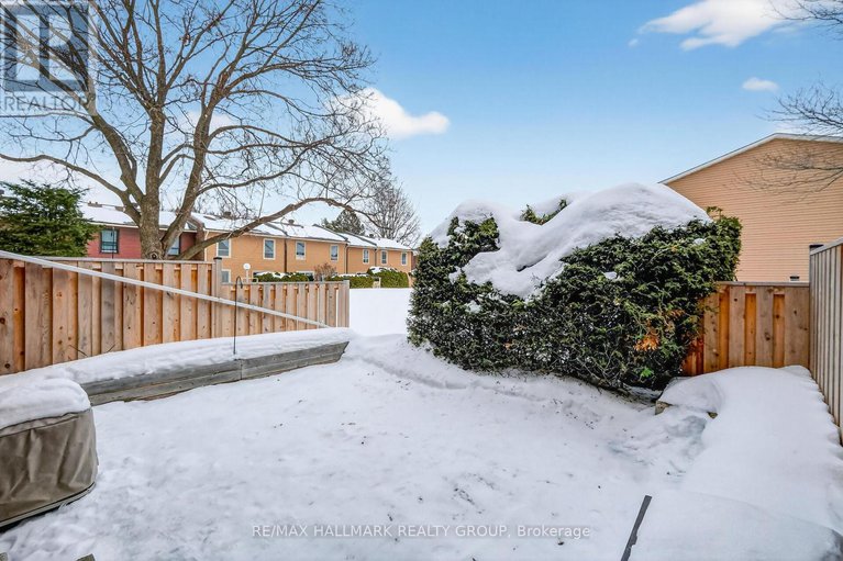 29379154/12-black-forest-lane/arbeatha-park/ottawa/ontario/K2H5C8_48