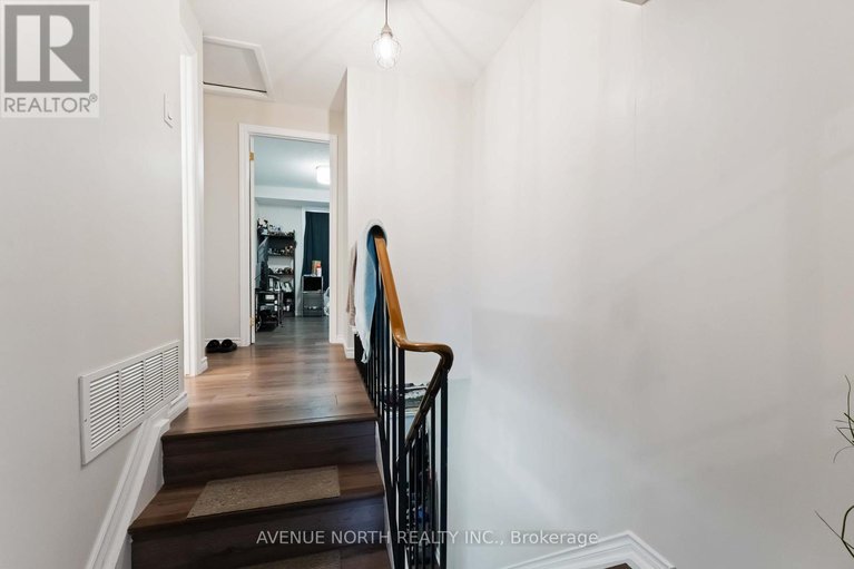 29144847/32-1741-lamoureux-drive/queenswood-heights-south/ottawa/ontario/K1E2N3_15