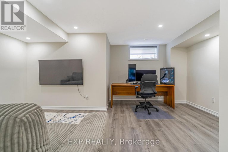 28586832/76-rallidale-street/blossom-parkkemp-parkfindlay-creek/ottawa/ontario/K1X0G7_29