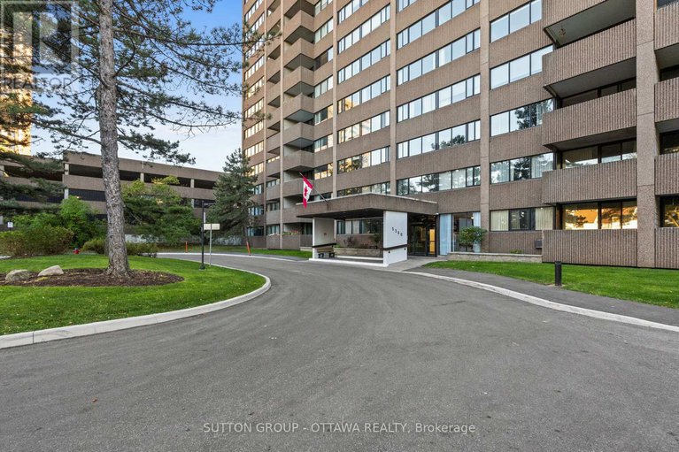 28981309/3360-southgate-road/south-keys/ottawa/ontario/K1V9A6_4