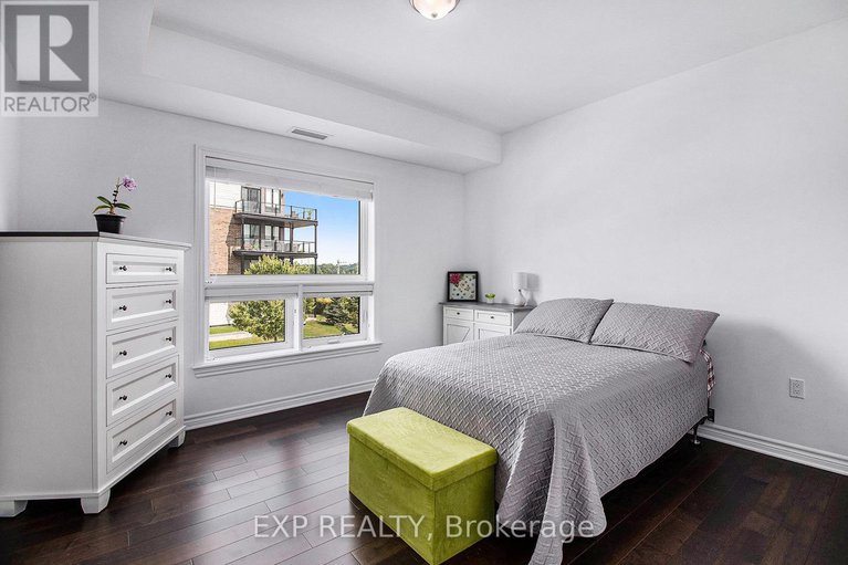 28729482/202-120-prestige-circle/chatelaine-village/ottawa/ontario/K4A1B4_17