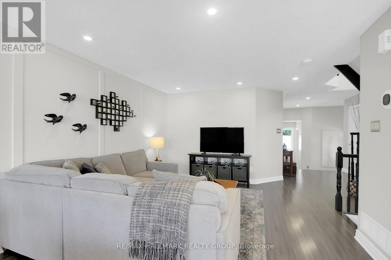 28648693/309-balinroan-crescent/strandherd/ottawa/ontario/K2J3T7_8