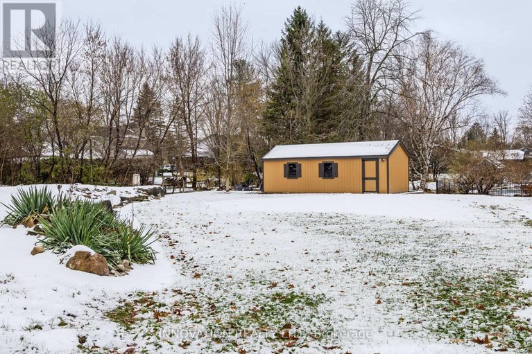 29537324/1056-heenan-terrace/manotick-long-island-nicholls-island/ottawa/ontario/K4M1J2_42