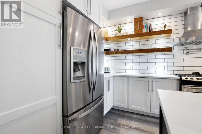 29451850/104-hillman-marsh-way/blossom-parkkemp-parkfindlay-creek/ottawa/ontario/K1T0B1_12